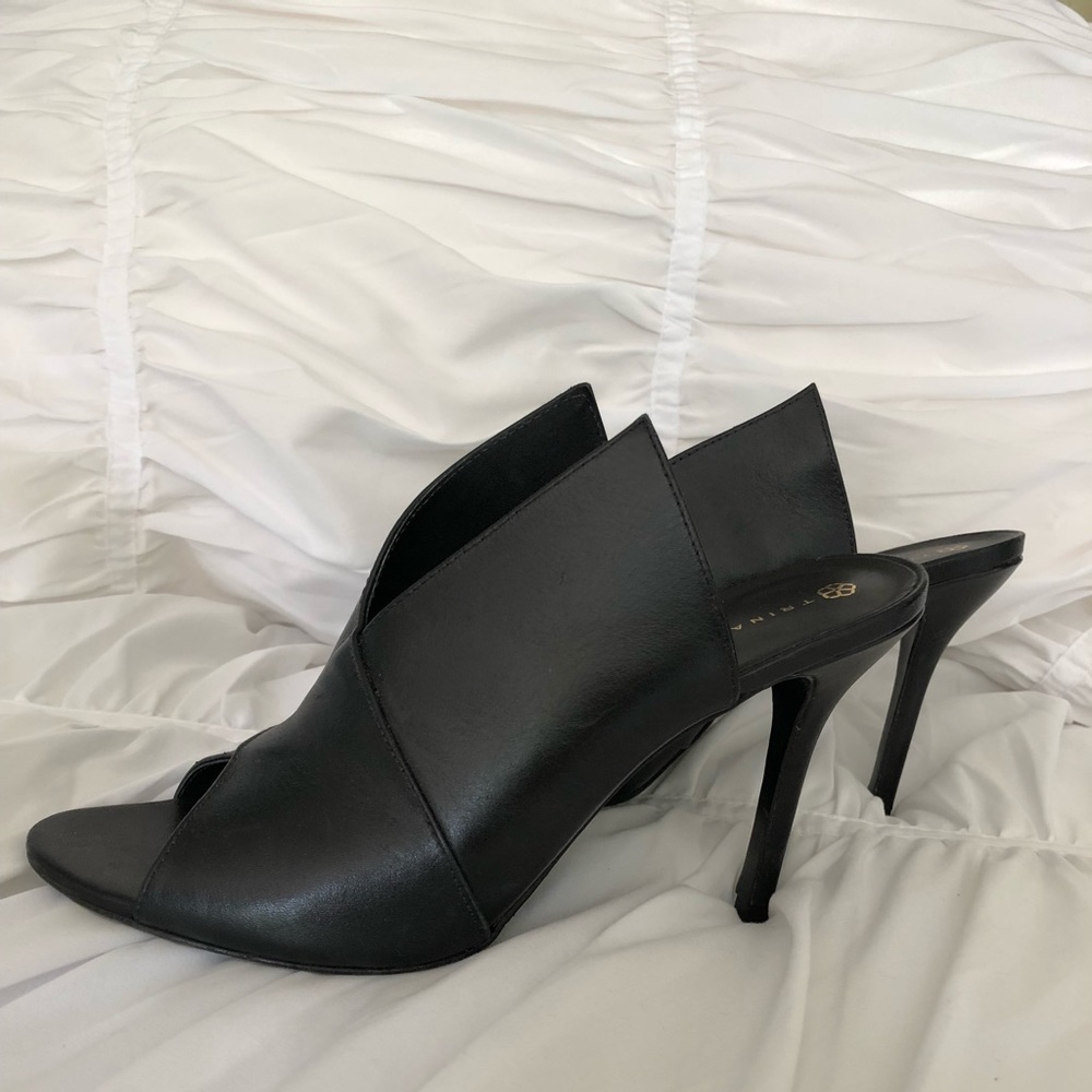 Black Laguna Open toe slide mule.  4" stiletto